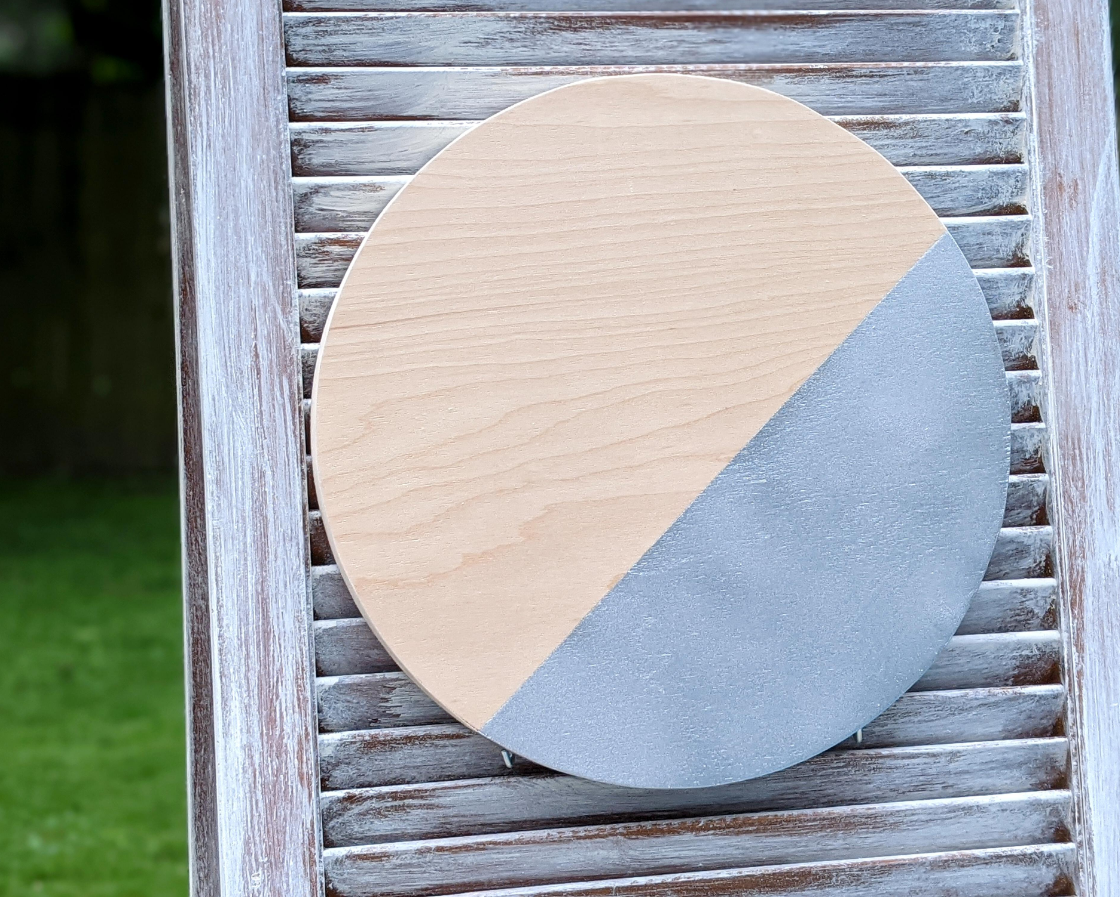 Modern half dip circles